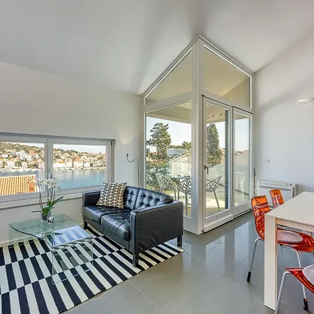Apartment Rr Losinj Harbour View And - Happy Mali Losinj