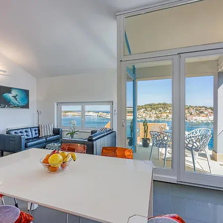 Apartment Rr Losinj Harbour View And - Happy Mali Losinj